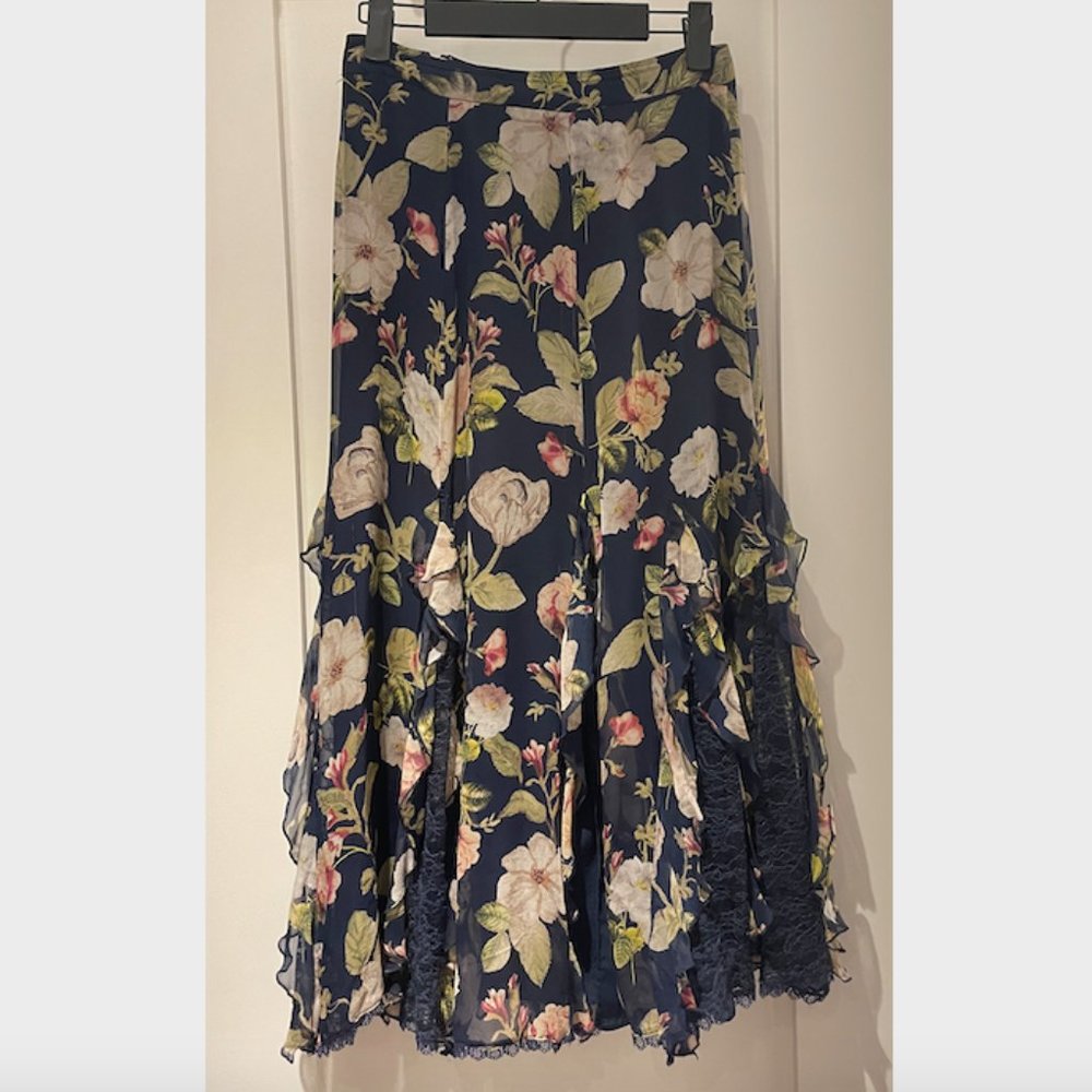 Alice + Olivia navy floral silk midi skirt with lace detail, size 0